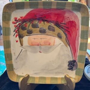 Vietri Old St Nick 9” Ceramic Plate - Red and Green